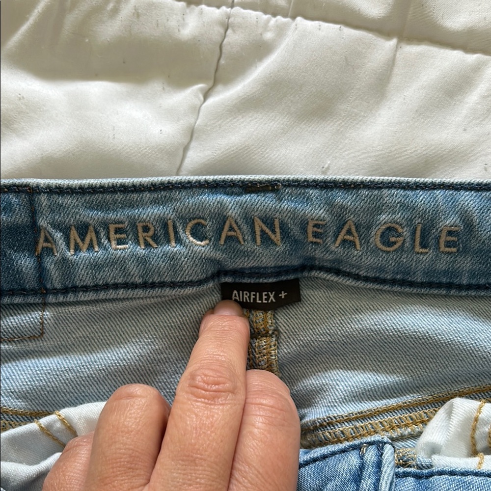 Men’s Light Blue Jeans - Picture 4 of 6